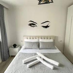 Centre View Apartment Tirana