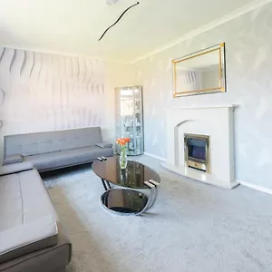 Modern House With 2 Parking Spaces Holiday home Knaresborough